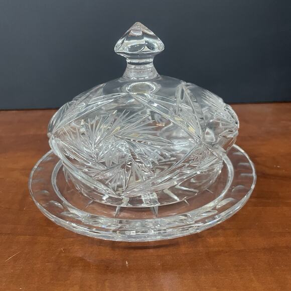 Vintage Polish Violetta Dome Lidded Cheese Butter Dish Round Pinwheel Hand Cut - Picture 4 of 10